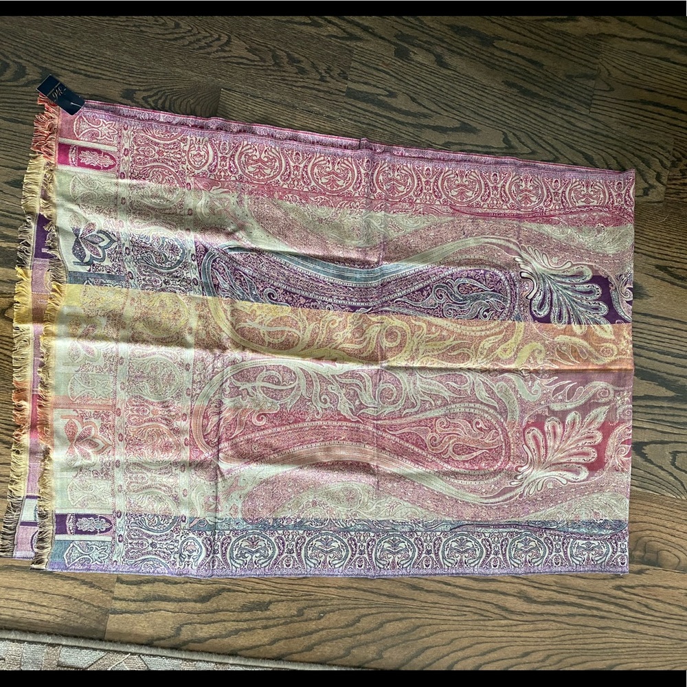 NWT Brooks Brothers Scarf